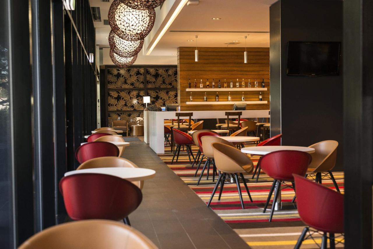 Holiday Inn Express Port Moresby By Ihg Экстерьер фото
